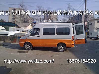 依维柯A36抢险车