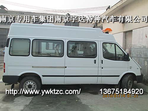 NJ5030XJH4-M福特全顺矿山救护车