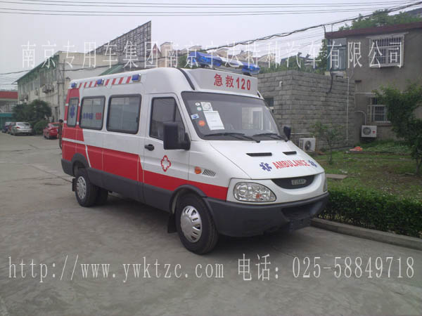 依维柯A39宝迪NJ5048XJH47转运型救护车