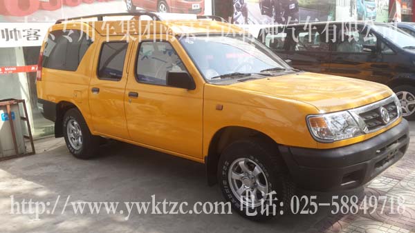 东风指挥车巡逻车